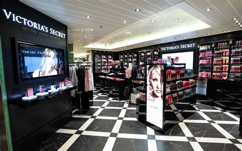 Starboard unveils 'Shop Fun' retail experiences on Carnival 